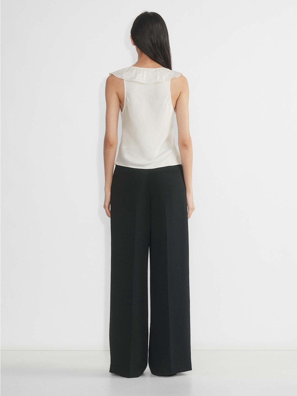 Wilfred Aritzia Tonka Satin Blouse - Picture 2 of 6